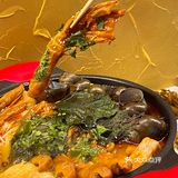 东莞美食 | 虎皮鸭脚田螺煲🌶️超多料超酸爽