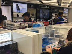 -关西国际机场直营免税店