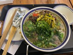 -云阿蛮云南生烫牛肉米线(奉贤路店)