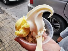 -古老冰山特色冰淇淋店(艾提尕尔店)
