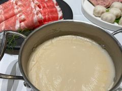 -红鼎豆捞·非遗鲍皇汤火锅(宝丰路店)