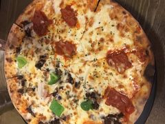 双拼披萨-机器人火炉披萨(爱琴海店)