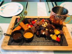 -蜜桃花开·中西融合菜E&W(南长街店)