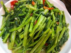 -兴记菜馆