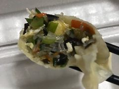 -金城包子牛肉灌汤包(台东四路店)