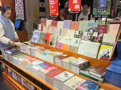 -西西弗书店&矢量咖啡(壹方购物中心店)
