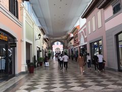 -佛罗伦萨小镇广佛名品奥特莱斯(疏港路店)