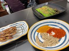 -许哥东北烧烤·铁丳烤串·宫后夹肉(繁花中心店)