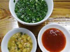 -正宗普宁豆干坊·洪记砂锅粥(红领巾路店)