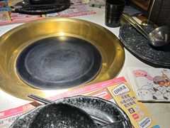 -新哥老官·畅吃123·美蛙世界(苏宁广场店)