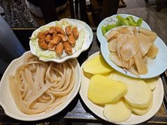 -肖肖酸萝卜鱼火锅(总店)