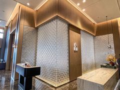 -景月阁空中食府(希尔顿酒店)