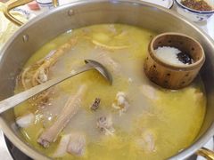 -朴小妹人参鸡汤火锅(长白山万达店)