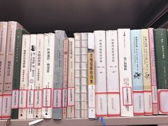 -上海市静安区图书馆(新闸路馆)