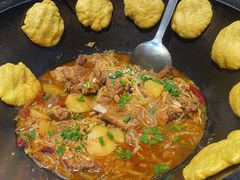 -袁小二大东北铁锅炖(吉祥村总部)