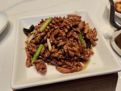 -梅飞酒家(桑园路店)