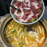 不愧是上海，韩国街上的这家糟粕醋火锅好吃😋惨了  