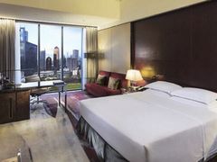 -广州天河希尔顿酒店