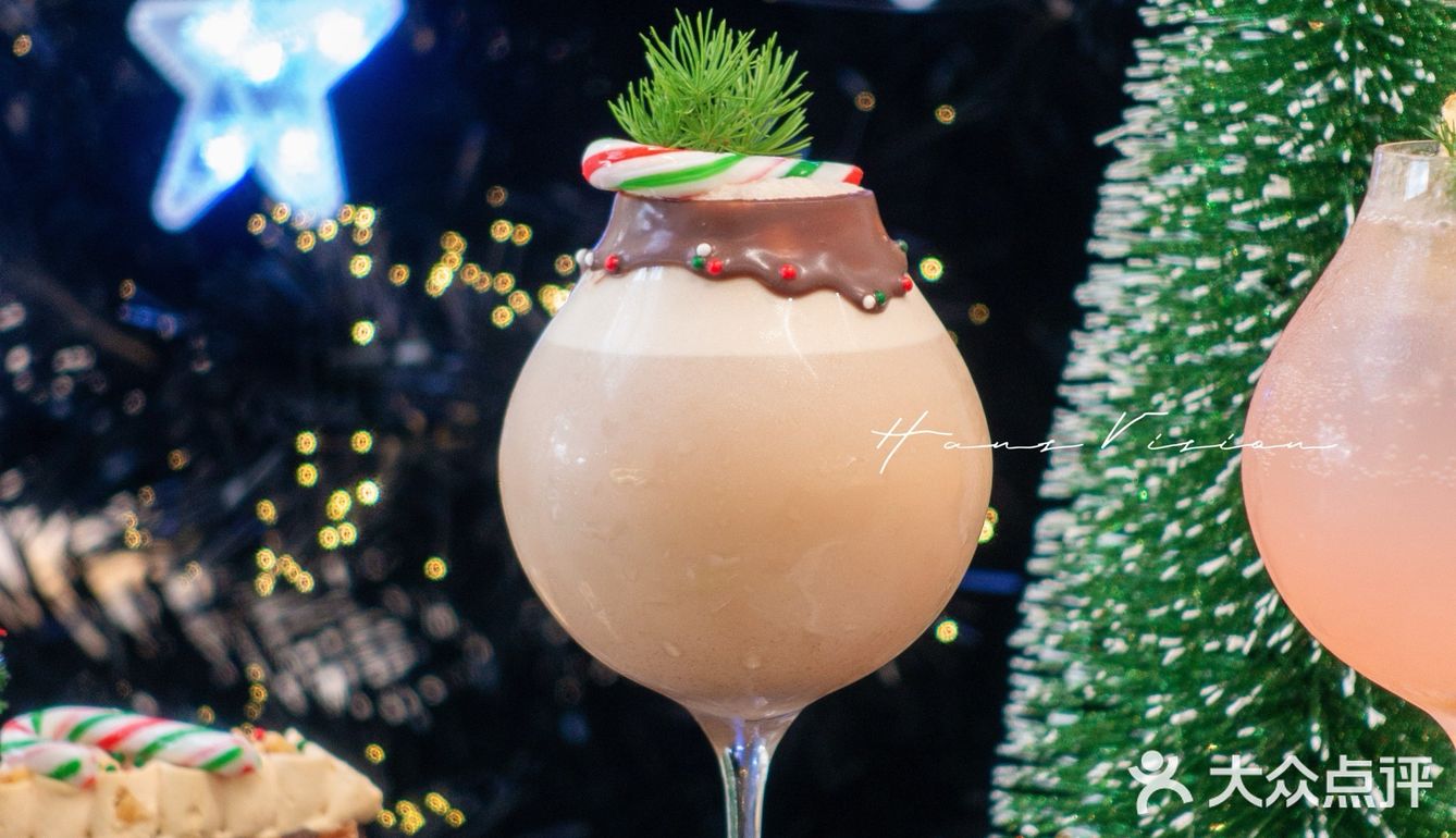 大广州也有了！时髦的圣诞树蛋糕🎄