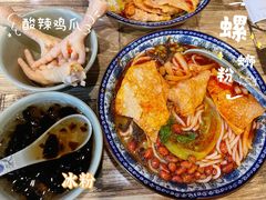 -柳石居柳州螺蛳粉(万达店)