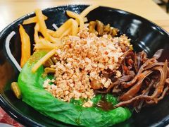 -粉探营螺蛳粉(长宁龙之梦店)