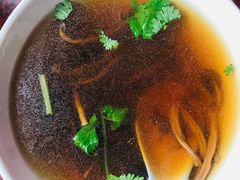 例汤-猪脚洪隆江猪脚饭