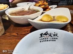 -黑白电视长沙小吃(美林M·LIVE天地东座店)