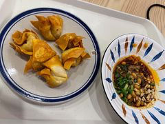 -正南齐北·老街糯米团(洪崖洞店)