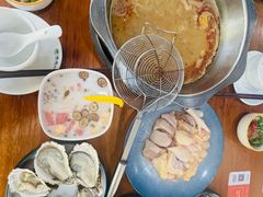 -老何家后安粉·糟粕醋海鲜火锅(三亚湾椰梦长廊店)