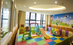 -菁幼月子会所(儿童医院店)