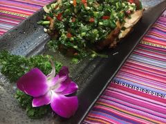 大理风味炝香鸡-香巴拉云南餐厅(华莱坞店)