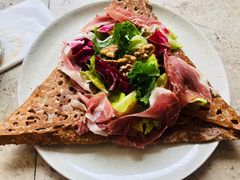 Nantaise山羊奶酪焦糖苹果荞麦饼-RAC BAR(安福路店)