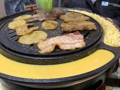-胡悦里韩式烤肉(芝罘万达广场店)