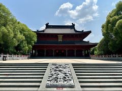 -绳金塔