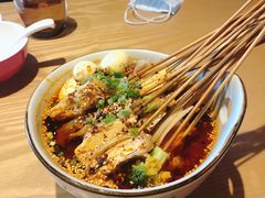 成都钵钵鸡-川悦留香海鲜餐厅(亚龙湾东榕美食广场店)