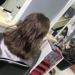 -DL HAIR SALON