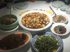 -院8里·小聚园老川菜(九眼桥店)