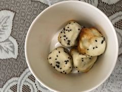 -香山胡记吴江路生煎(灵山路店)