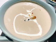 奶香蘑菇汤-俄士厨房(五棵松华熙LIVE店)