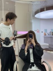 -In Style Hair Salon