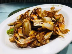 -赶海部落海鲜城(海阳路店)