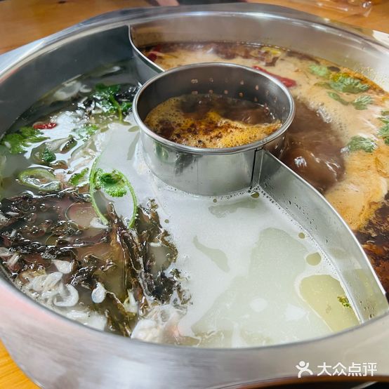 百灵火锅(黄河路店)