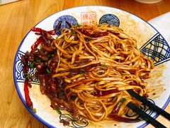 -杨伯英传统杂酱面