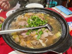 跷脚牛肉-谢老五跷脚牛肉·非遗传承店