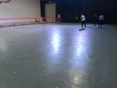 -嘿哟动霸CHUA·新潮玩运动娱乐中心·蹦床滑冰团建乐园