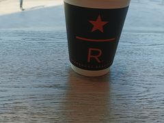-星巴克臻选(上海虹桥新天地三店)