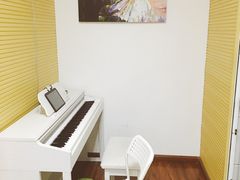 -The ONE 智能钢琴教室音乐恋琴吧·青岛市海玖玖艺术培训学校