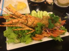-J Daeng Seafood