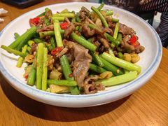 -有家川菜(宝山万达店)