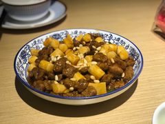 松子牛肉炒年糕-兔爸私家小厨(新北万达店)